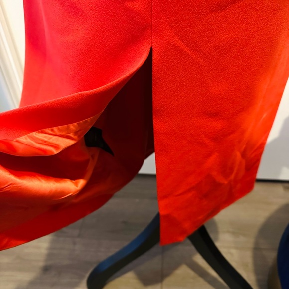 REVOLVE Vienna Midi Dress in Flame Orange
Bardot - Picture 9 of 11